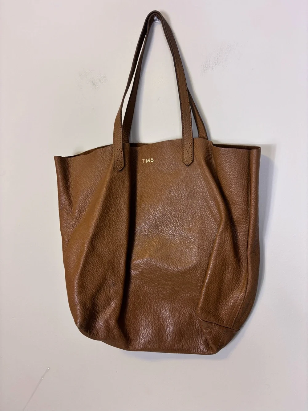 Cuyana Cognac Leather Tote - Classic Brown TMS initials